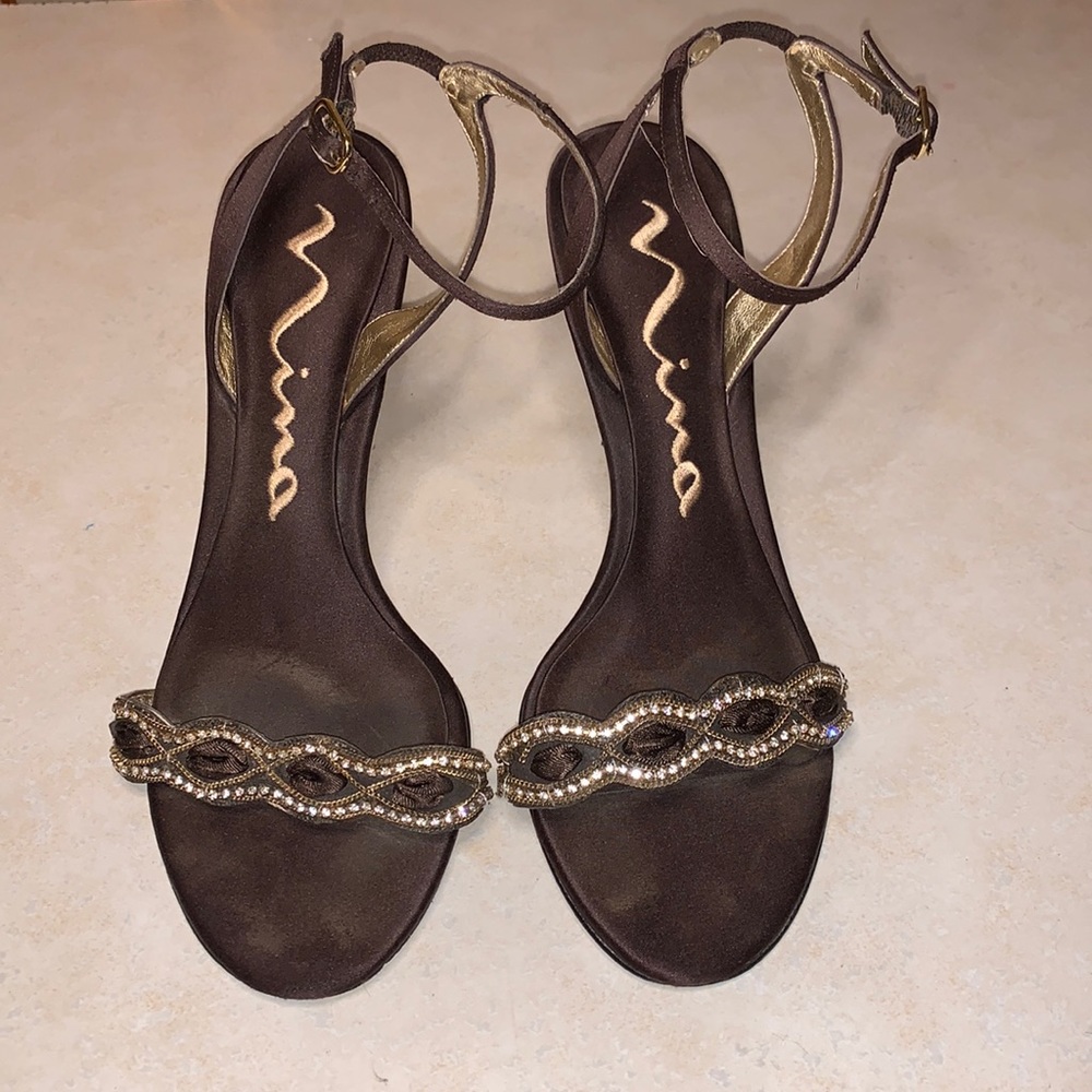 Nina brown and gold heels. Beaded detail on the satin toe strap is elegant!